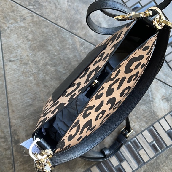 Kate Spade darcy graphic leopard small bucket - Picture 4 of 16